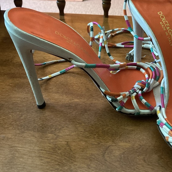 Dolce & Gabbana Vero Cuoio Leather Heels - Picture 3 of 4